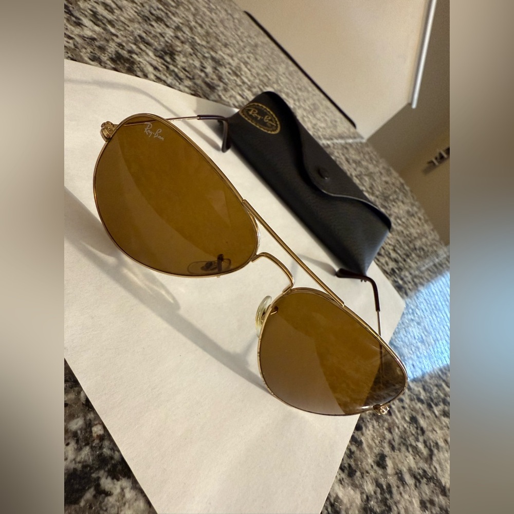 Ray Bans - Picture 4 of 6